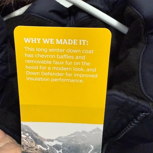 Marmot Navy Montreal Puffer Jacket NWT size Large - Picture 5 of 6